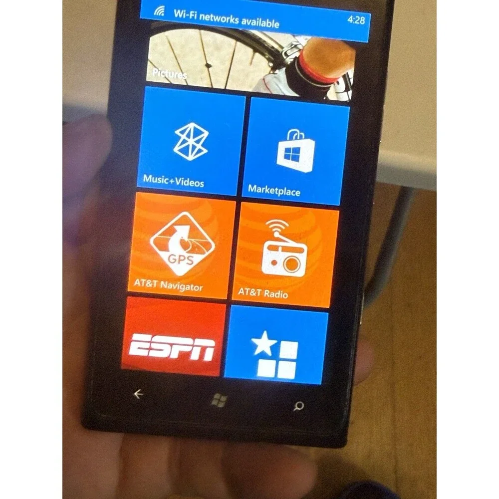 Nokia Lumia 900 – AT&T – Factory Reset – Windows Phone 7.8 – W/simcard